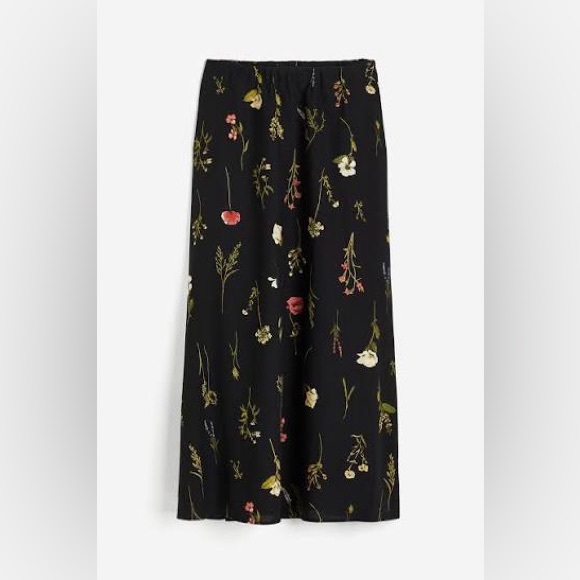 H&M Dresses & Skirts - H&M Linen-blend Floral Black Maxi Skirt